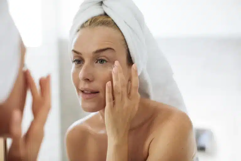 Top 5 Best Skincare Products for Women in Their 40s for Glowing Skin